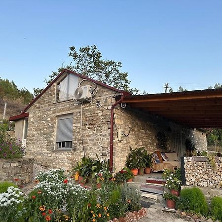 فيلا Stone House Kelcyre المظهر الخارجي الصورة