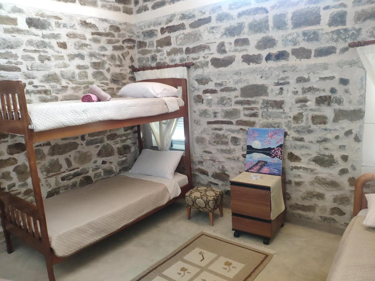 فيلا Stone House Kelcyre المظهر الخارجي الصورة