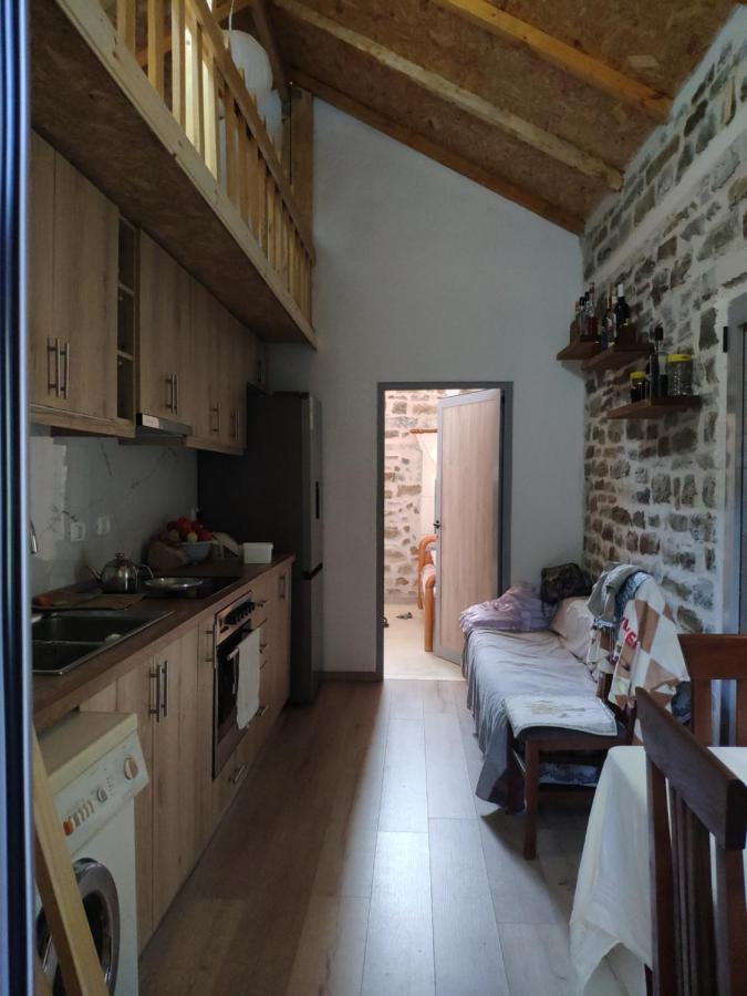 فيلا Stone House Kelcyre المظهر الخارجي الصورة