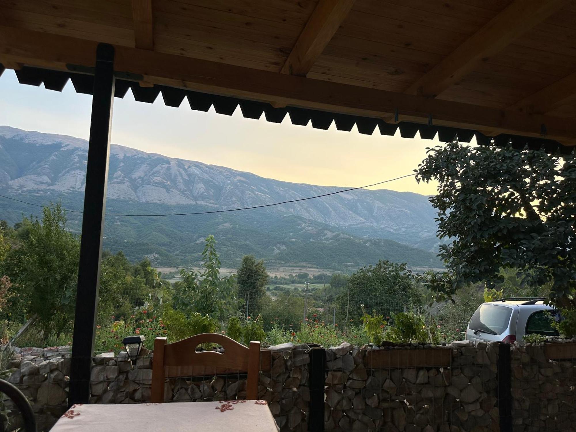 فيلا Stone House Kelcyre المظهر الخارجي الصورة