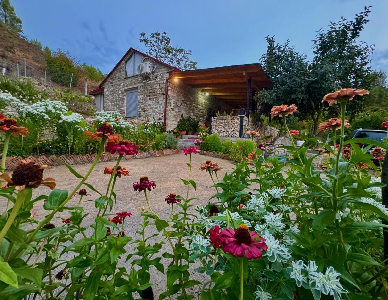 فيلا Stone House Kelcyre المظهر الخارجي الصورة